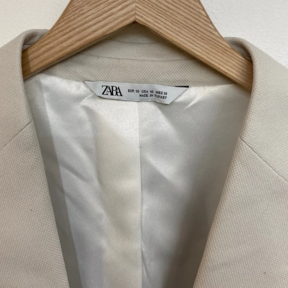 Zara Mens Texture Cream Slim Button Suit Coat Size 40R